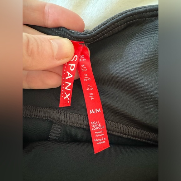 Brand: Spanx. Size: M Tall. Color: Black faux leather - Picture 4 of 5